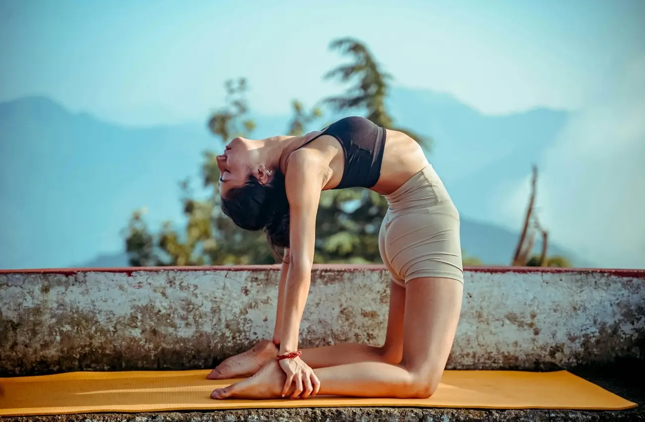 7-day Hatha yoga retreat building strength in Rishikesh mountains