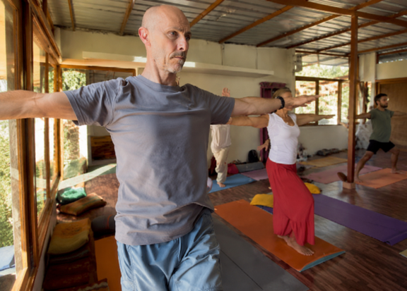 Advanced yoga intensive practice during Himalayan Yoga Immersion Retreat in Rishikesh