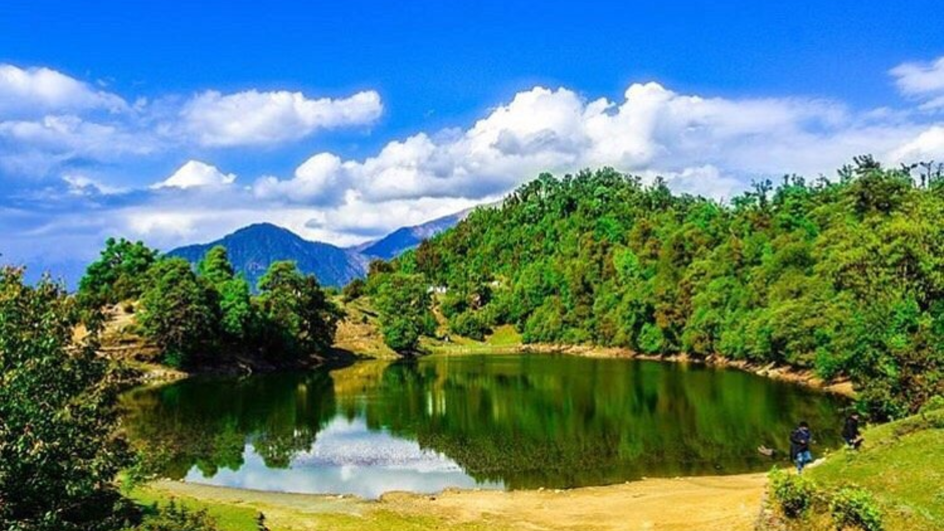 Early morning peaceful view of Deoria Tal lake Uttarakhand