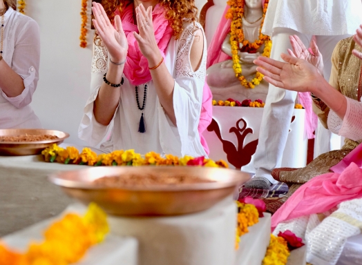 Happy Yoga Retreat Participants Sharing Testimonials