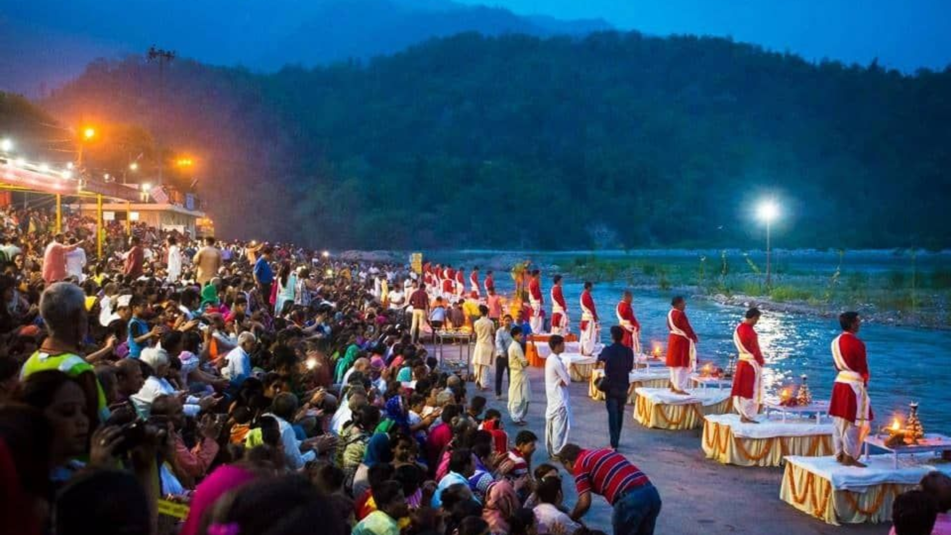 Ganga Aarti at Triveni Ghat Rishikesh