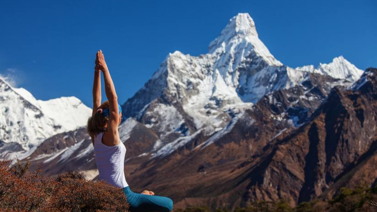 9-Day Himalayan Hiking Yoga Retreat in Rishikesh itinerary, difficulty level, and packing guide for travelers and yoga enthusiasts